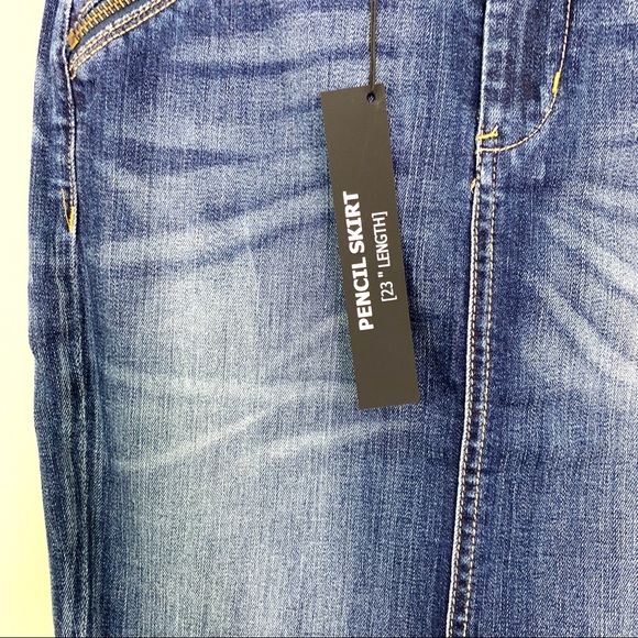 Blank NYC Denim Pencil Zipper Skirt Size 26 - Picture 6 of 16
